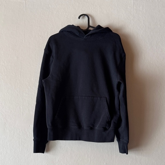 KOTN Sweaters - KOTN Essential Hoodie